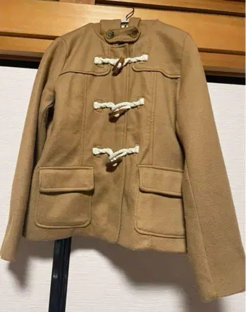 베이지 더플 코트