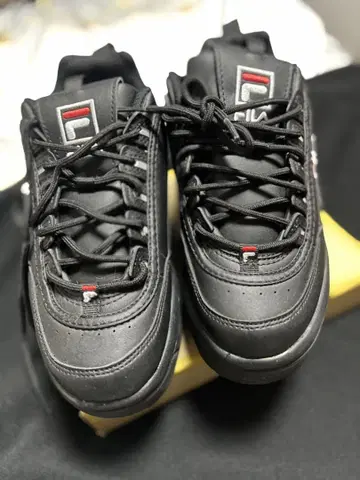 FILA 디스럽터 2 블랙