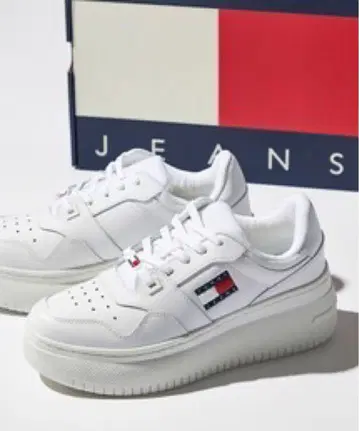 Tommy Jeans 통굽 화이트 스니커즈