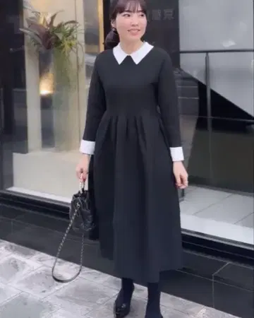 새상품급 옷깃 니트 원피스