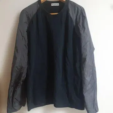 ISSEY MIYAKE MEN 블랙 긴팔 트레이닝복