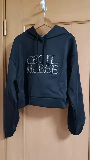 CECIL McBEE 크롭 후드티 L 사이즈