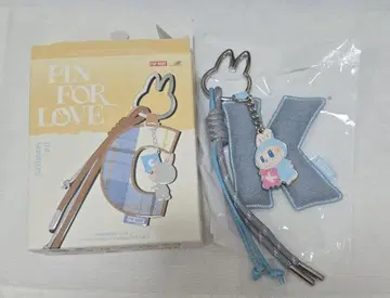 러브브 PIN FOR LOVE 스트랩 참 알파벳 K
