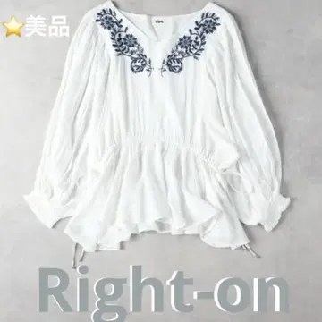 새상품급 Right-onOther 자수 블라우스 Lipa