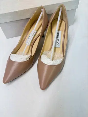 JIMMY CHOO 베이지 하이힐