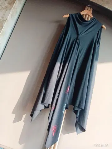 새상품급!! h.NAOTO 롱베스트