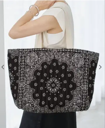 미사용 MALUS BANDANA QUILTING BIG BAG 토트백