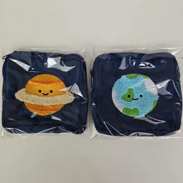 닛코리노 우주의 복슬복슬 파우치 지구 토성
