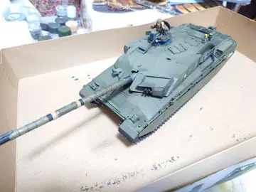 오시카 타미야 절판품 1/35 영국군 챌린저 Mr3 탱크 완성품