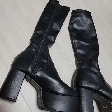 블랙 통굽 롱 부츠 사이드 지퍼