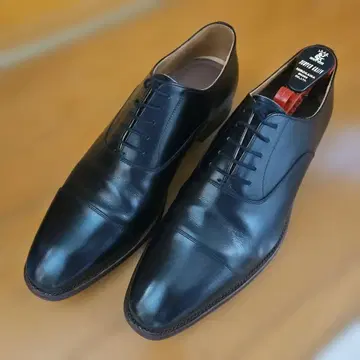 HIROKAWA 블랙 드레스 슈즈
