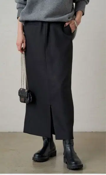 [ Loungedress ] 프론트 ZIP 스커트