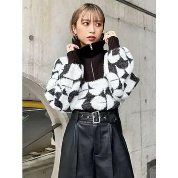 MURUA 프론트 ZIP 페더 니트