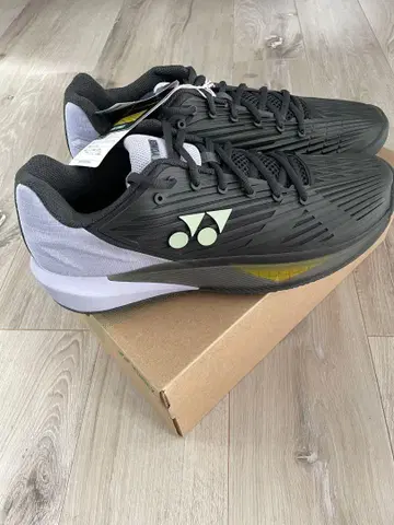 새상품 YONEX 파워쿠션 에클립션 5 MEN 29cm 옴니클레이 코트용