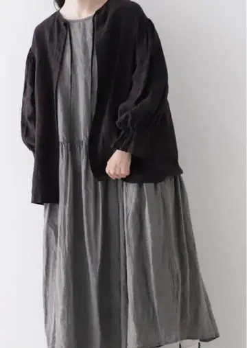 nest Robe 네스트로브 린넨 백넥 리본 2way 블라우스