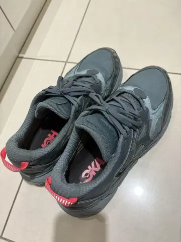 호카오네오네 고어텍스 28cm