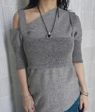 Ameri BUSTIER SET SURFACE 그레이 상의만