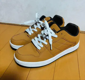 CEDAR CREST 스니커즈 브라운 24.5cm