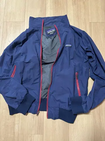 patagonia 배기 자켓 S 사이즈 네이비