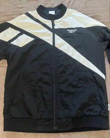 Reebok 나일론 자켓 블랙
