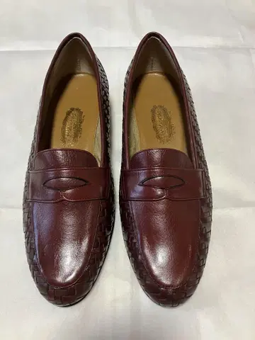 [미사용 새상품] 긴자 요시노야 버건디 뜨개질 로퍼 24cm