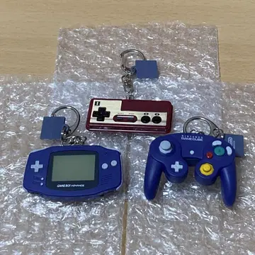 [배송비 포함] Nintendo 게임 하드 키링 (3개)