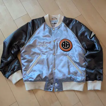 ZARA RHUIGI 새틴 스카잔 M 사이즈