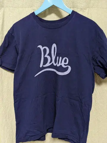 BLUE/BLUE 네이비 티셔츠