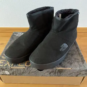 THE NORTH FACE 블랙 어그 부츠
