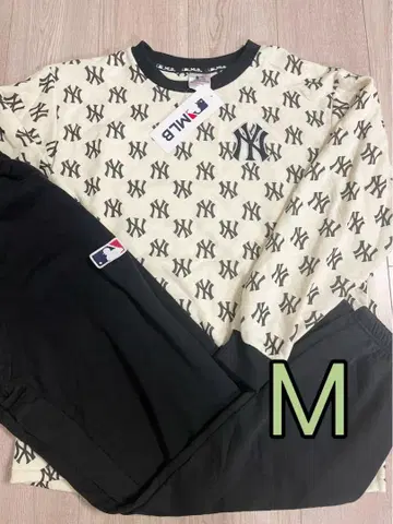 레어  MLB 양키스 긴팔 퀼트 파자마 룸웨어 상하의 M