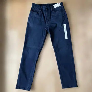 새상품 유니클로 UNIQLO EZY 울트라 스트레치 청바지
