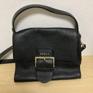 FURLA 블랙 가죽 핸드백