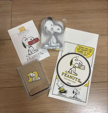 스누피 페스티벌 피넛 카페 10주년 키 참 핀즈