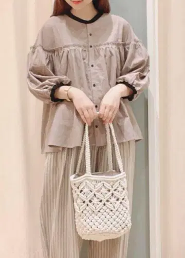 사만사 모스모스 린넨 상의
