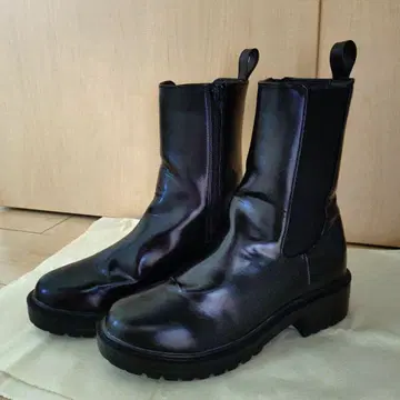 로페피크닉 블랙 숏부츠