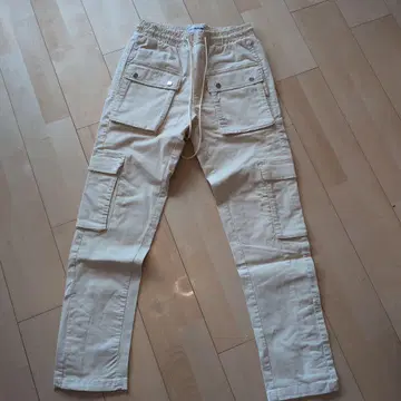 ZARA RHUIGI 베이지 카고 팬츠 S