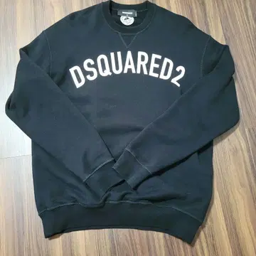새상품급 DSQUARED2 블랙 맨투맨 트레이닝복