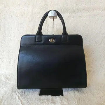 새상품급 agnes.b 아네스베 보야주 핸드백 턴락 A4