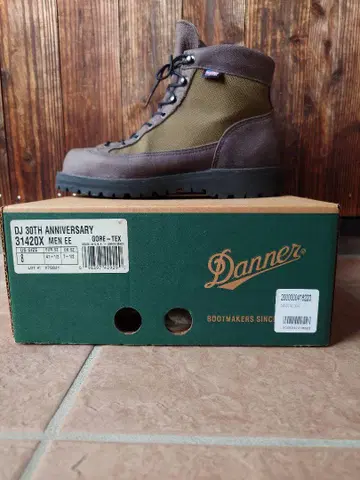 한정판 DANNER LIGHT DJ30TH