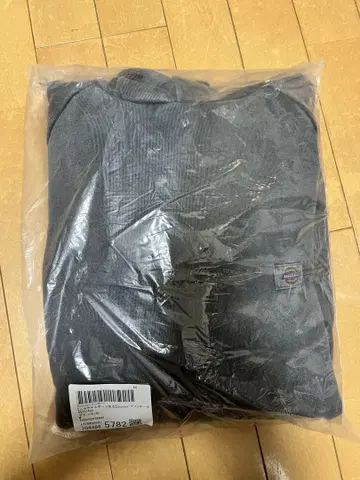 Dickies 블랙 후드티 M 사이즈