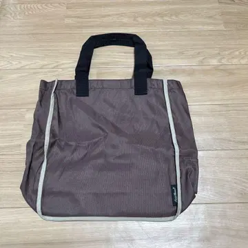 브라운 나일론 토트백