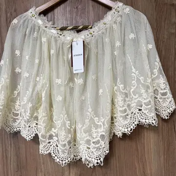 레이스 케이프