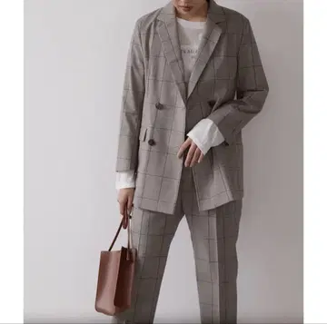 그레이 체크 무늬 셋업 VIS