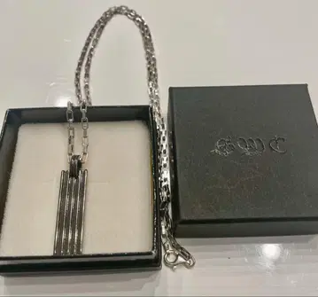 SWC 스트라이프 디자인 실버 목걸이