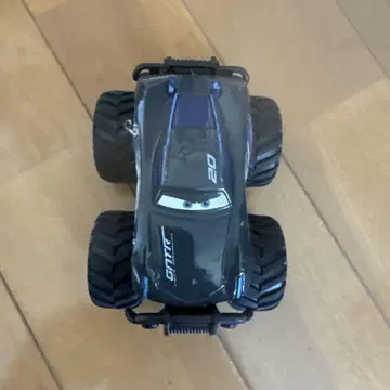 GMC 20 몬스터 타이어 카즈