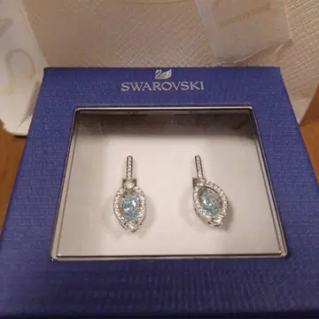 Swarovski 파란색 크리스탈 리프형 귀걸이