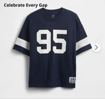 한정판 레어 [ Celebrate Every Gap ] 갭