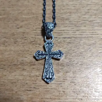 실버 십자가 목걸이