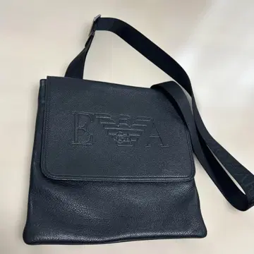 정품 엠포리오 아르마니 숄더백 메신저