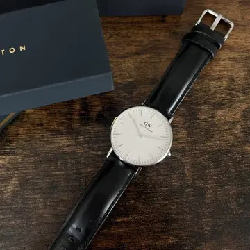새상품급 Daniel Wellington 다니엘 웰링턴 시계